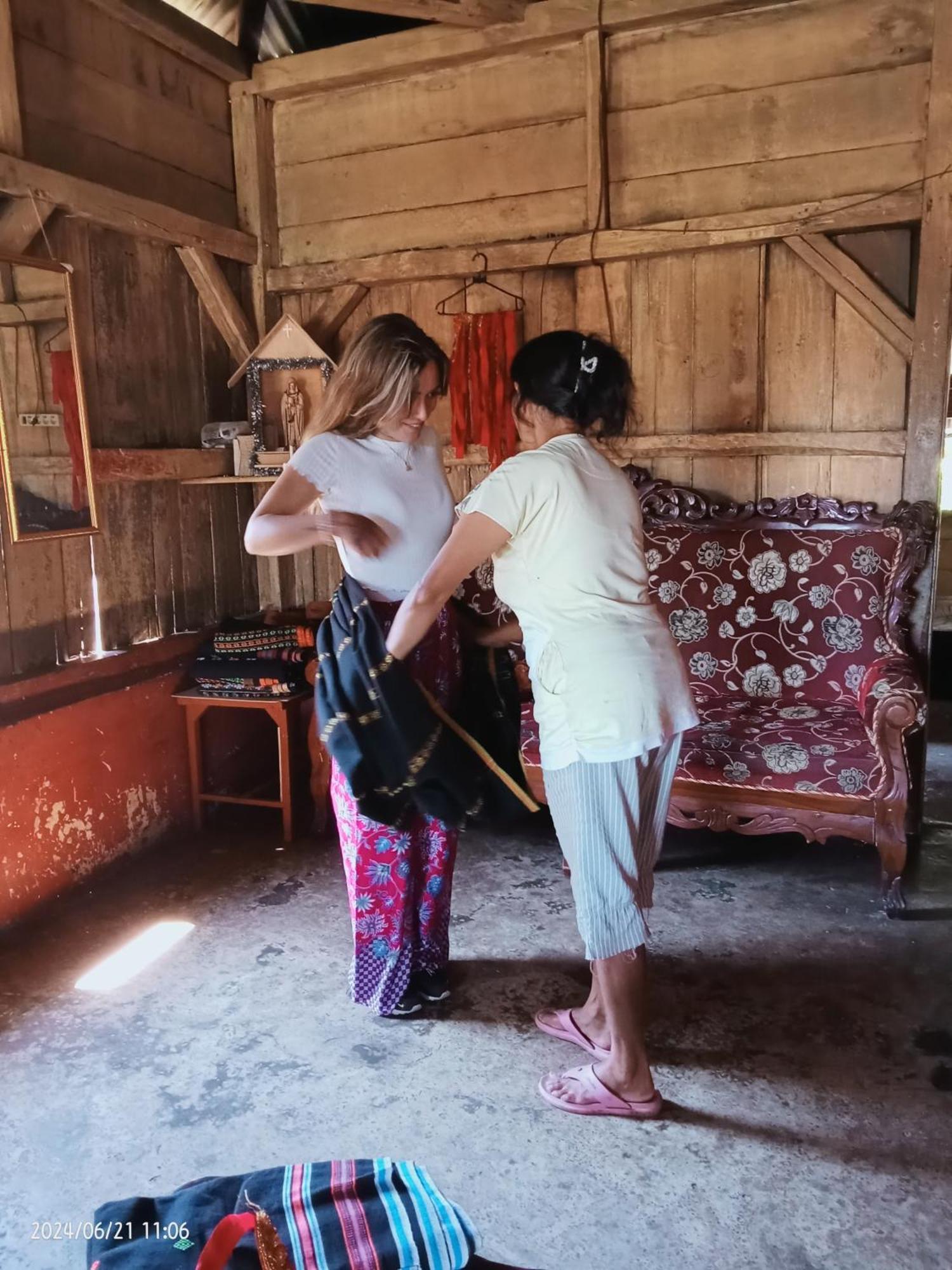 Petra Homestay Bangka Leda Рутенг Екстер'єр фото