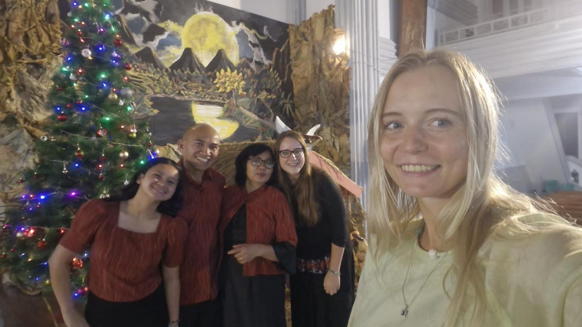Petra Homestay Bangka Leda Рутенг Екстер'єр фото