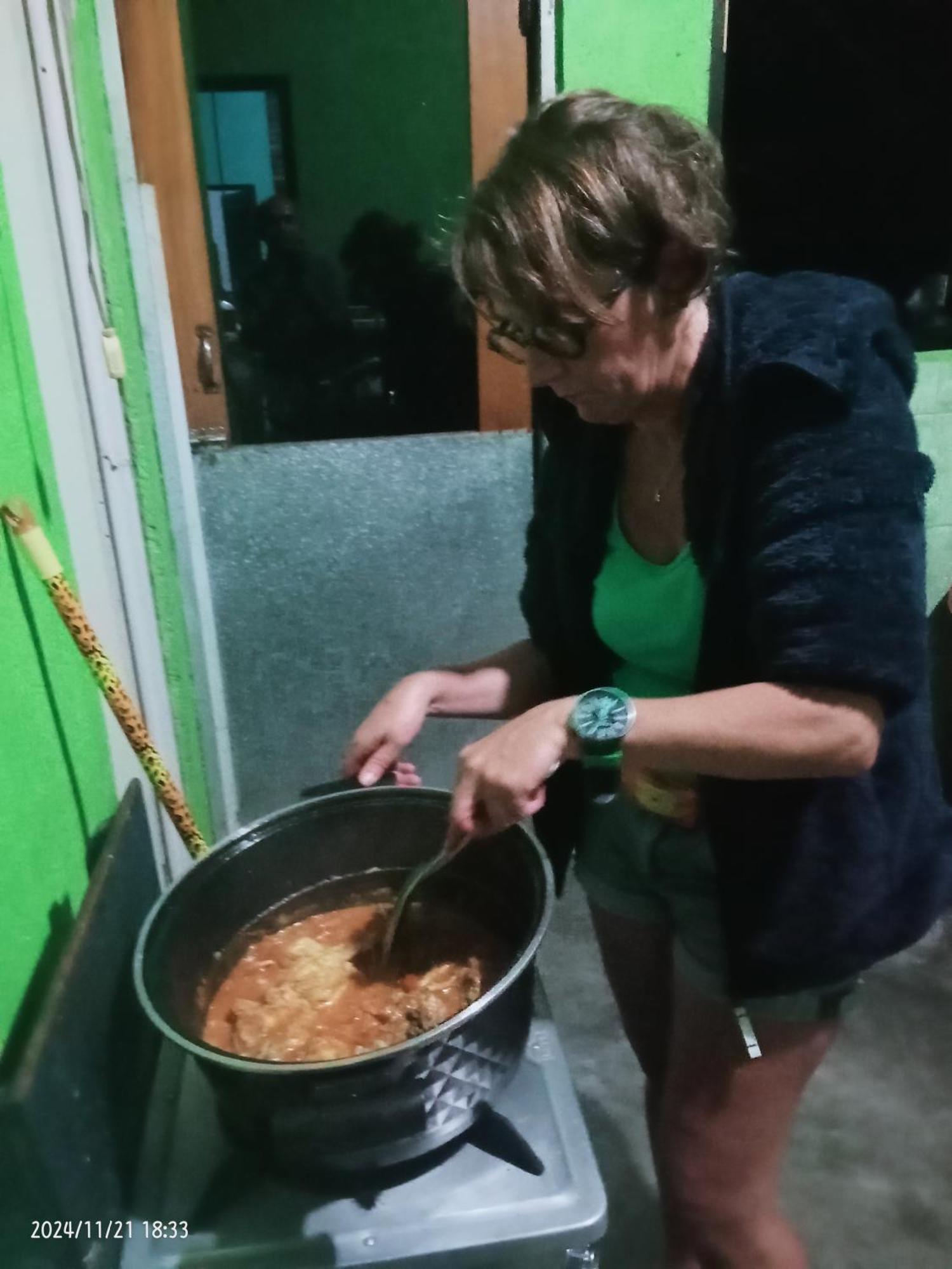 Petra Homestay Bangka Leda Рутенг Екстер'єр фото